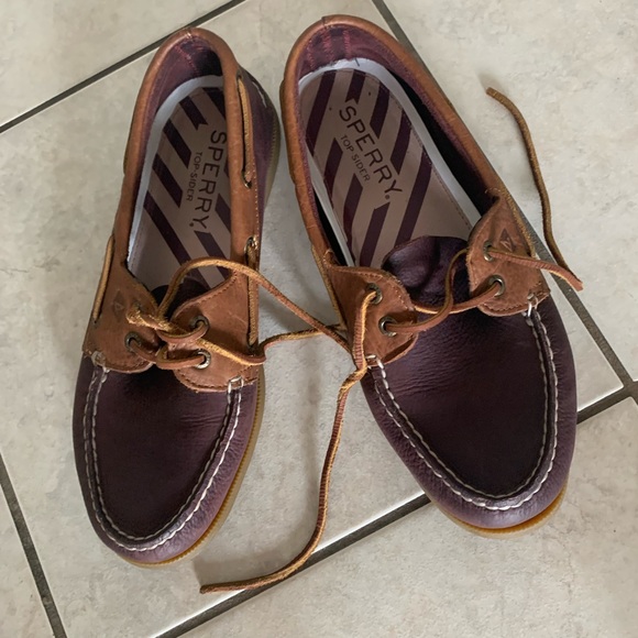 Like new Sperry Authentic Original™ Boat Shoe - Picture 3 of 3
